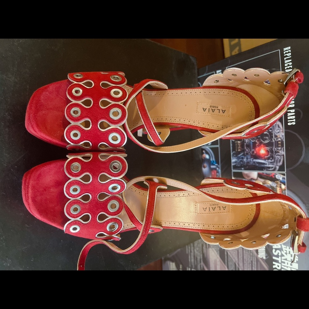 Alaia heels